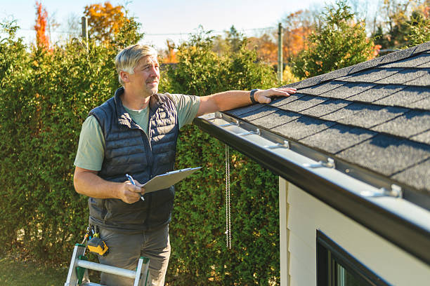 Professional Roofing technician working in Jetson, KY